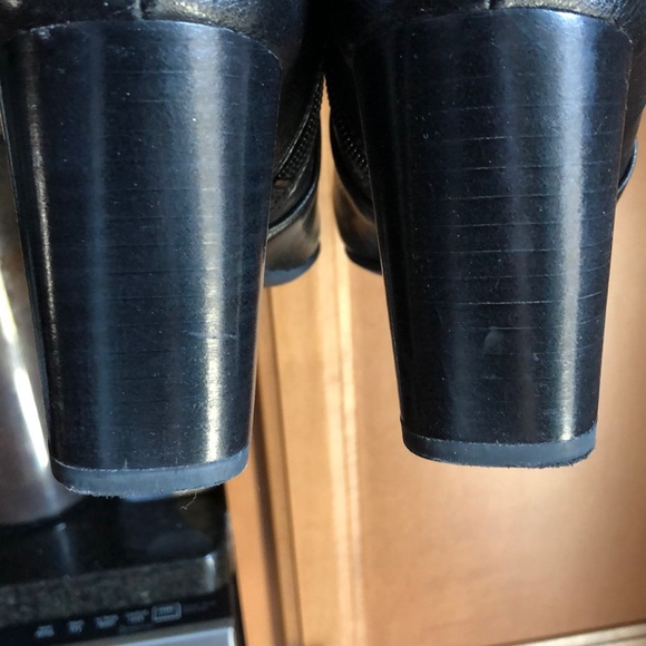 Boots - Picture 3 of 4